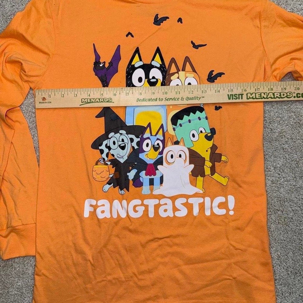 Bluey Halloween Fangtastic Long Sleeve Graphic T-Shirt Orange Small NWT